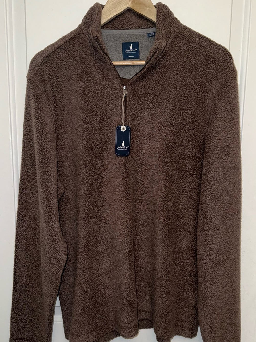 NWT johnnie-O Dion Fleece Quarter-Zip Pullover in “Hot Chocolate”